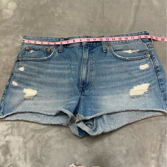 Madewell Destructed Relaxed Denim Shorts Blue distressed 21758 - Picture 7 of 10